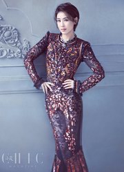 黃圣依登《小資CHIC》十月刊封面，奏響幸福三重奏