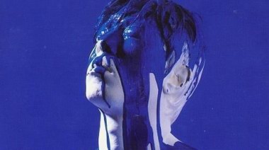 黃貫中以藝術(shù)家身份簽約寺庫(kù)？！首款設(shè)計(jì)禮盒最快春節(jié)發(fā)售