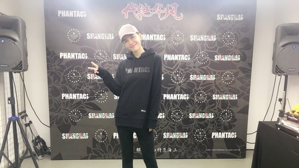 全是王俊凱功勞！周杰倫呂佳容Phantaci潮牌店遭圍堵