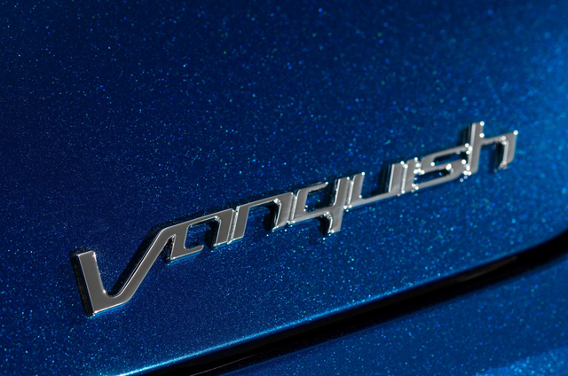 阿斯頓?馬丁頂級(jí)敞篷GT跑車Vanquish Volante