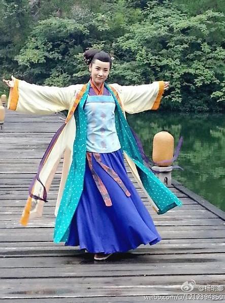 張籽沐個(gè)人資料：小小龍女張籽沐照片 于正《神雕俠侶》圖片