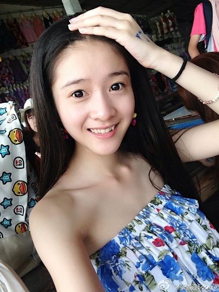 張籽沐個(gè)人資料：小小龍女張籽沐照片 于正《神雕俠侶》圖片