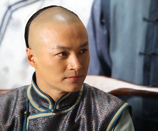 鄭國(guó)霖個(gè)人資料:鄭國(guó)霖吧有鄭國(guó)霖演過(guò)的電視劇及老婆/女友楊恭如照片