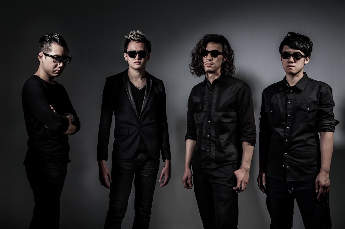 香港潮流眼鏡品牌12 Glamour Evil與臺灣精英搖滾樂團“饑餓藝術家”跨界合作推出三款精心打造的聯名眼鏡作品