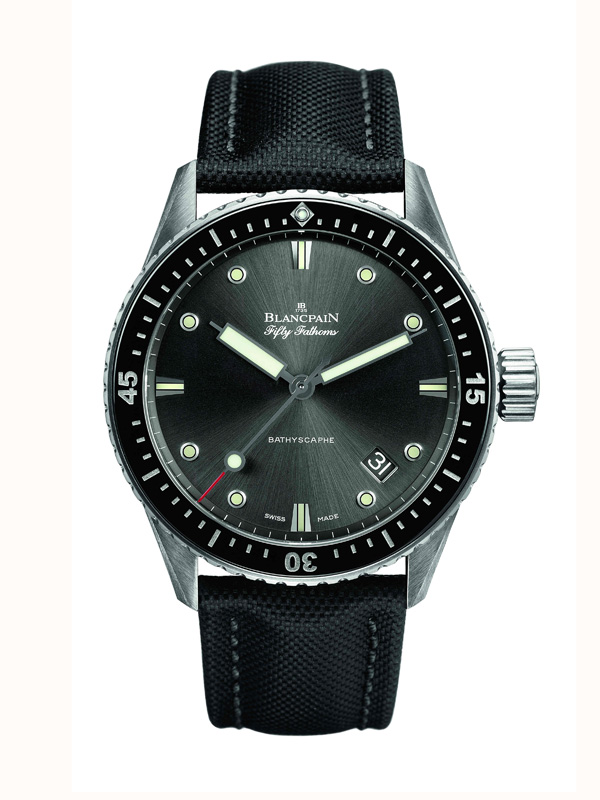 寶珀七夕對表：五十噚Bathyscaphe復刻版潛水表