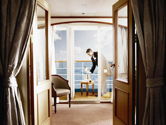 Silversea 于2014年呈獻三至四晚郵輪包租服務