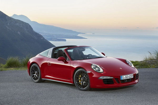 Porsche GTS 全車系共創(chuàng)視覺(jué)饗宴