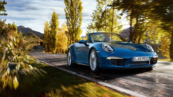 保時捷911 Carrera 4 Cabriolet 動感而優雅