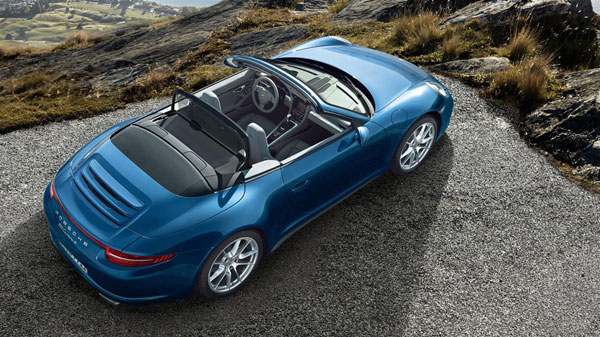 保時捷911 Carrera 4 Cabriolet 動感而優雅