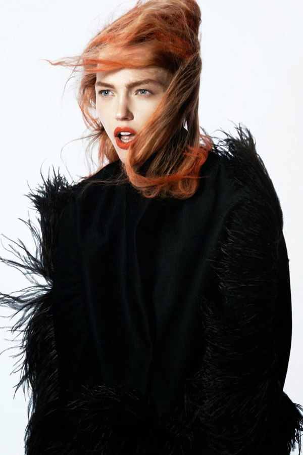 Sasha Pivovarova《Vogue》法國(guó)版2014年8月號(hào)