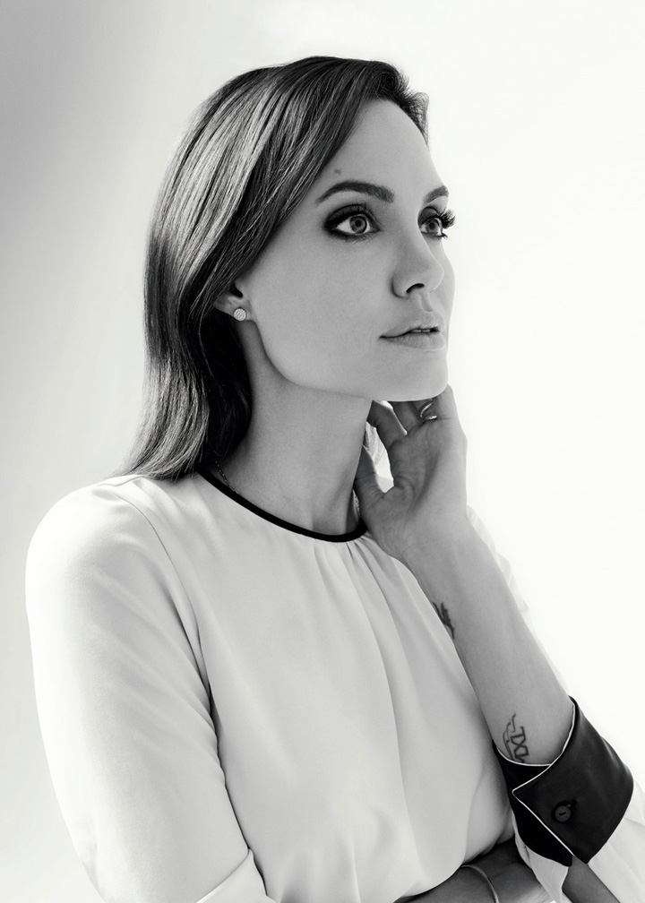 Angelina Jolie《好萊塢報(bào)道》2015年1月號(hào)