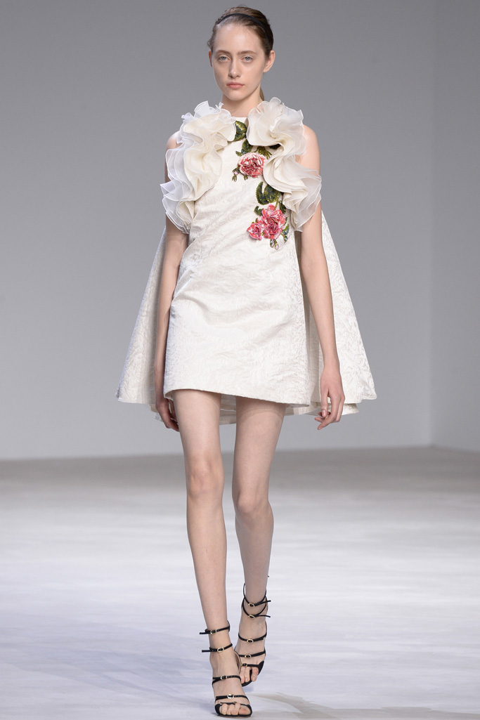 Giambattista Valli 2016春夏高級定制流行發(fā)布