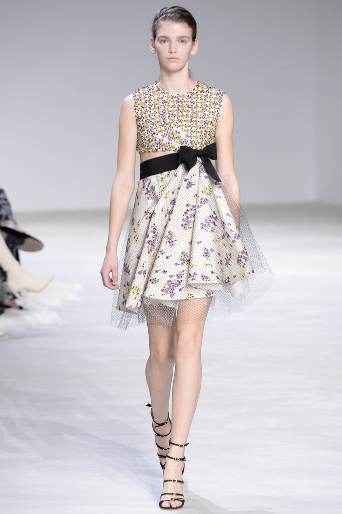 Giambattista Valli 2016春夏高級定制流行發(fā)布