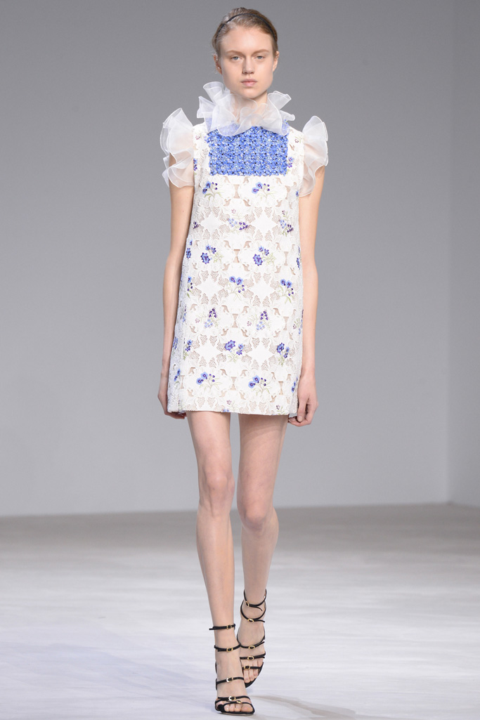Giambattista Valli 2016春夏高級定制流行發(fā)布