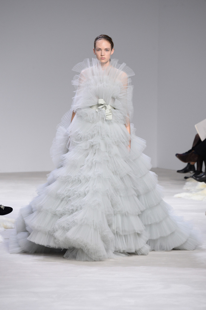 Giambattista Valli 2016春夏高級(jí)定制流行發(fā)布
