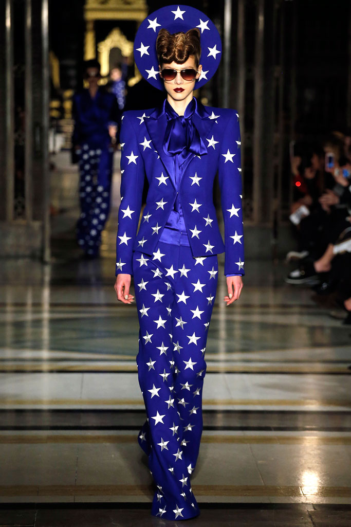 Gareth Pugh 2016秋冬流行發布