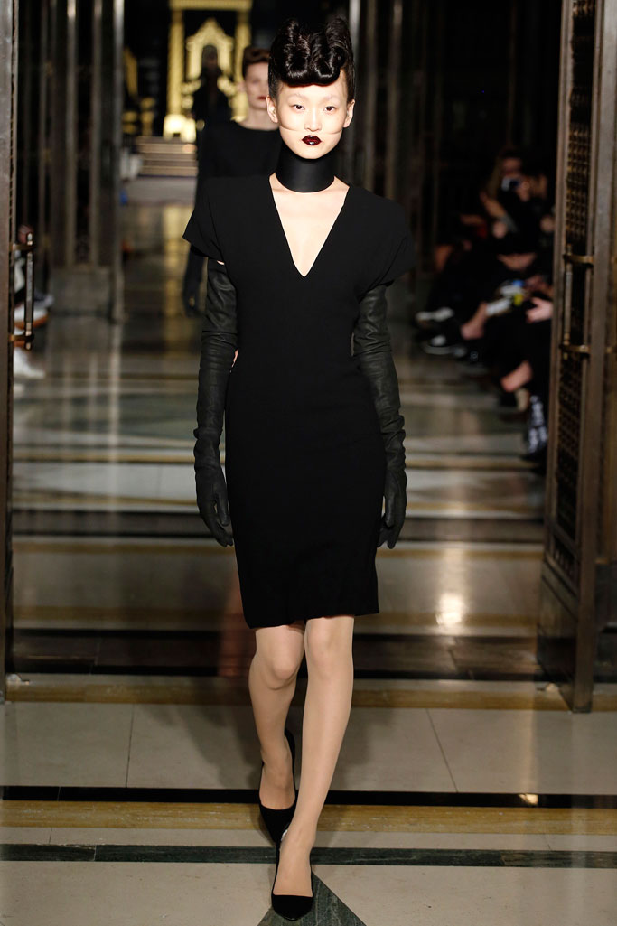 Gareth Pugh 2016秋冬流行發布