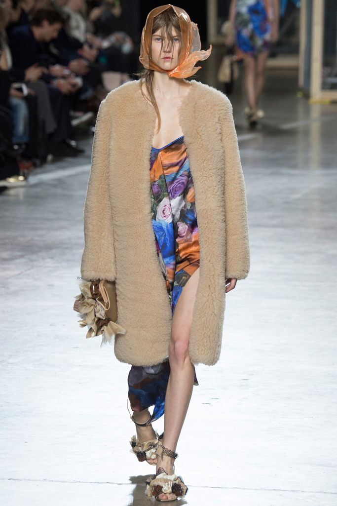 Christopher Kane 2016秋冬流行發布