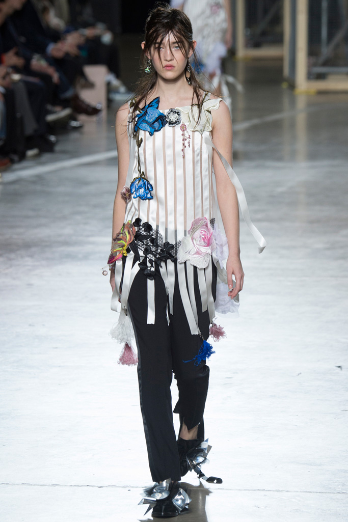 Christopher Kane 2016秋冬流行發布