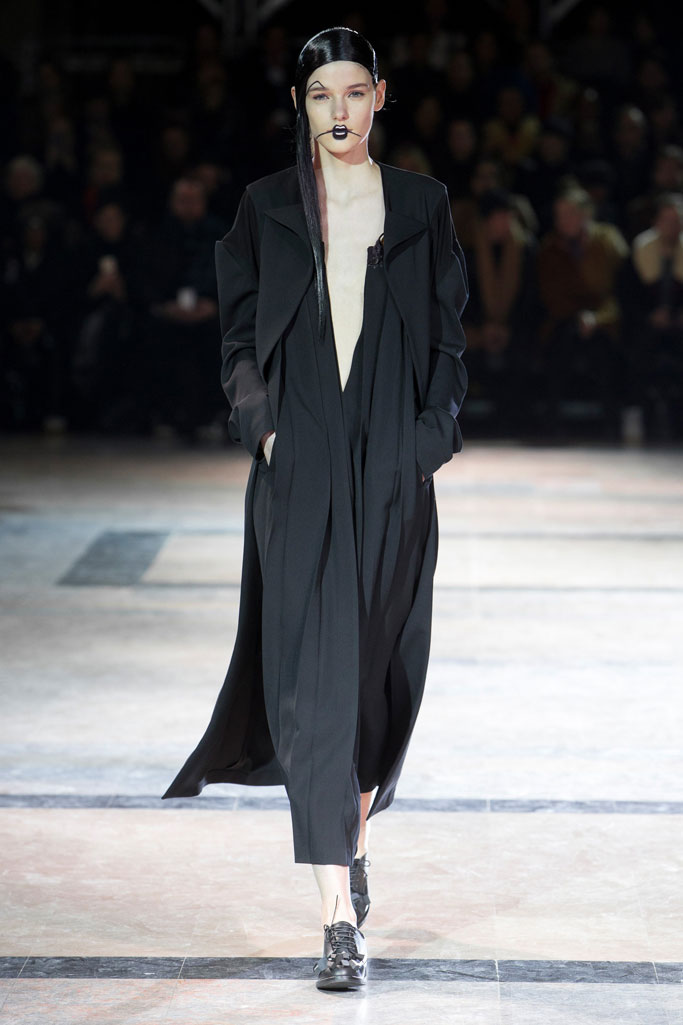 Yohji Yamamoto 2016秋冬流行發布