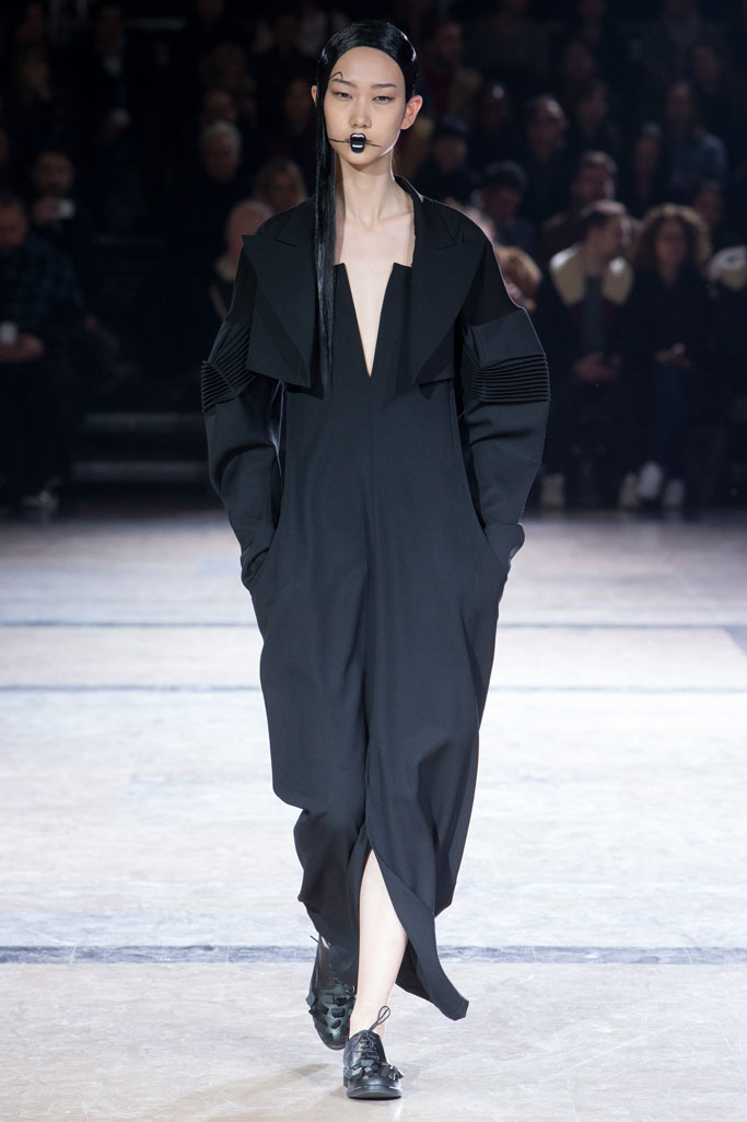 Yohji Yamamoto 2016秋冬流行發布
