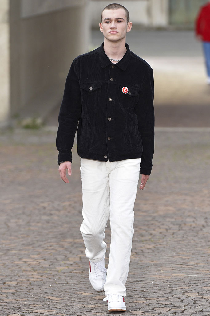 Gosha Rubchinskiy 2017春夏男裝流行發布