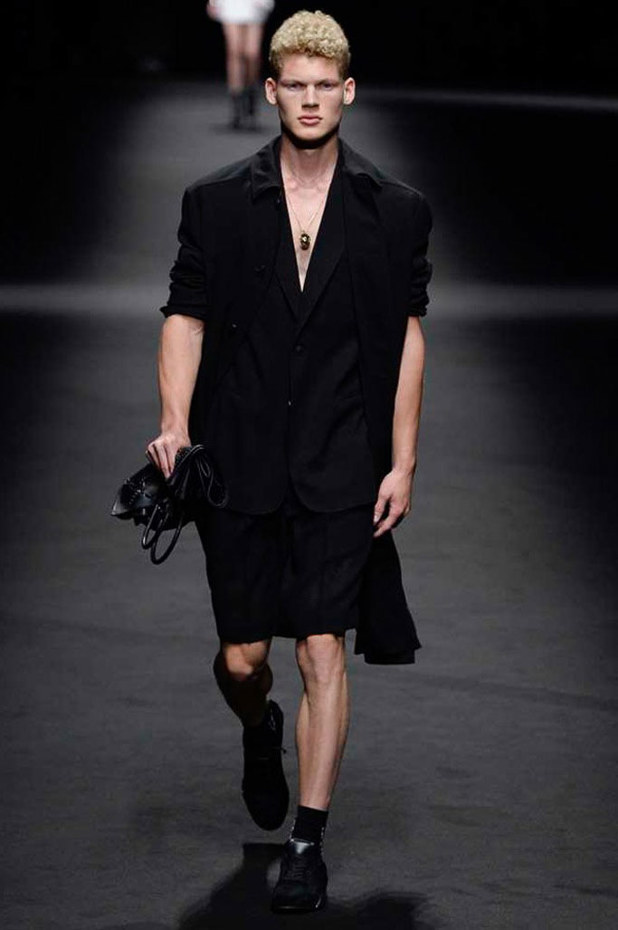 Versace 2017春夏男裝流行發布