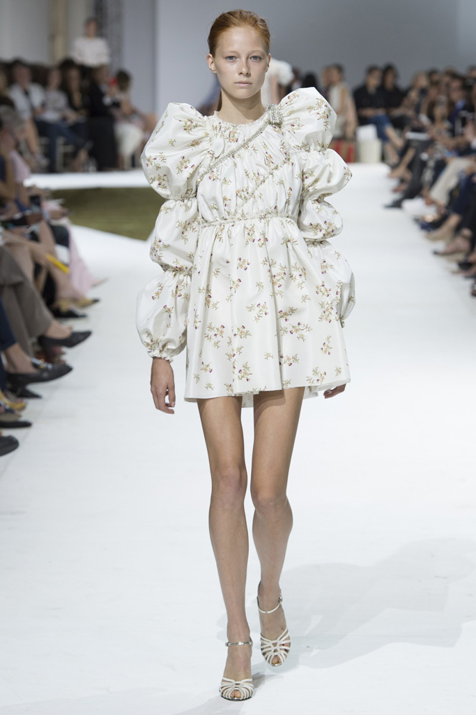 Giambattista Valli 2016秋冬高級定制流行發布