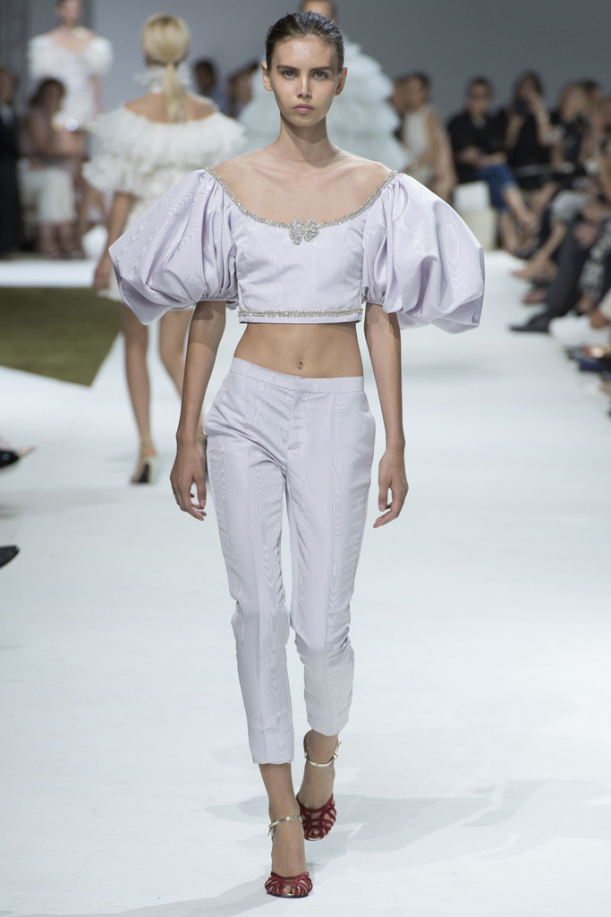 Giambattista Valli 2016秋冬高級定制流行發布