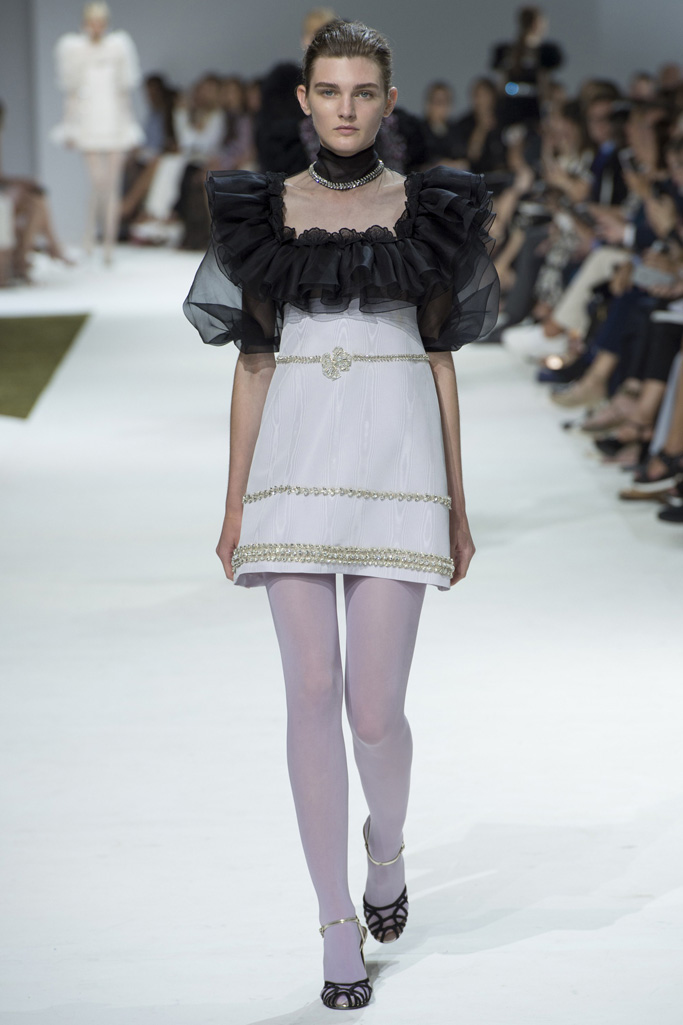 Giambattista Valli 2016秋冬高級定制流行發布