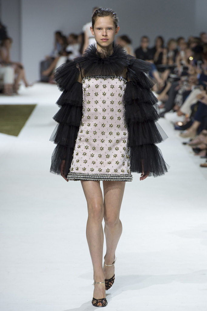 Giambattista Valli 2016秋冬高級定制流行發布