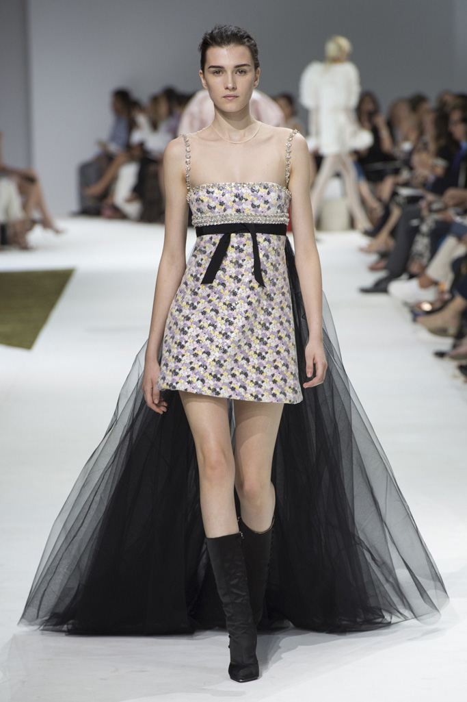 Giambattista Valli 2016秋冬高級(jí)定制流行發(fā)布