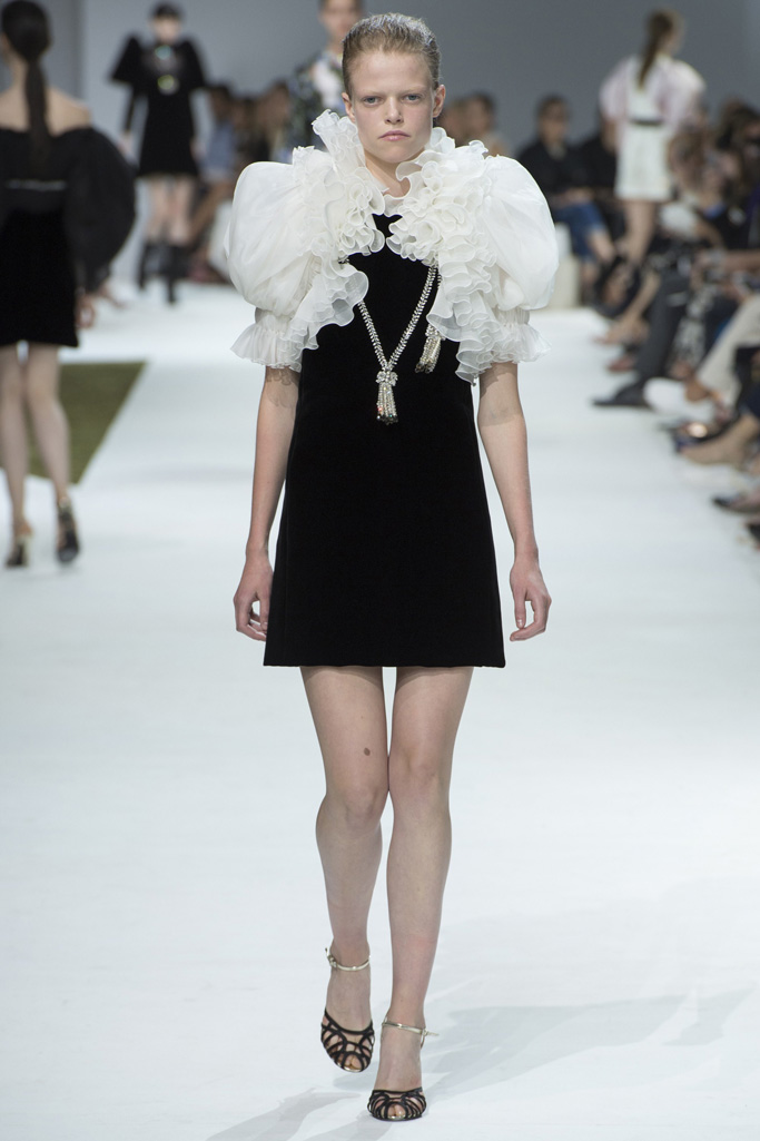 Giambattista Valli 2016秋冬高級定制流行發布