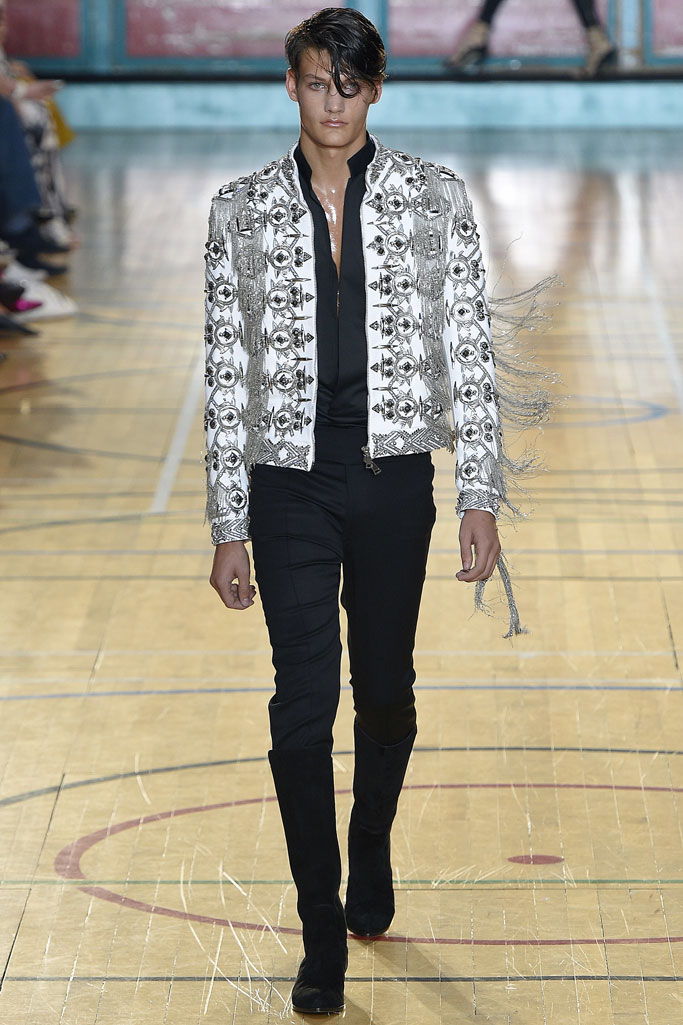 Julien Macdonald 2017春夏流行發布