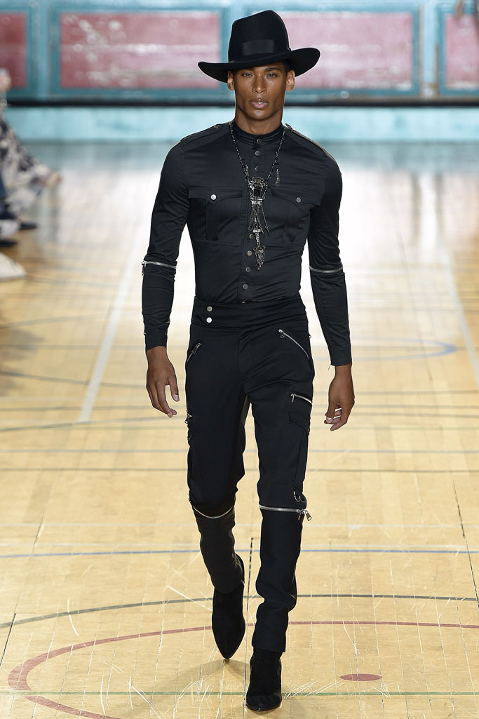 Julien Macdonald 2017春夏流行發布