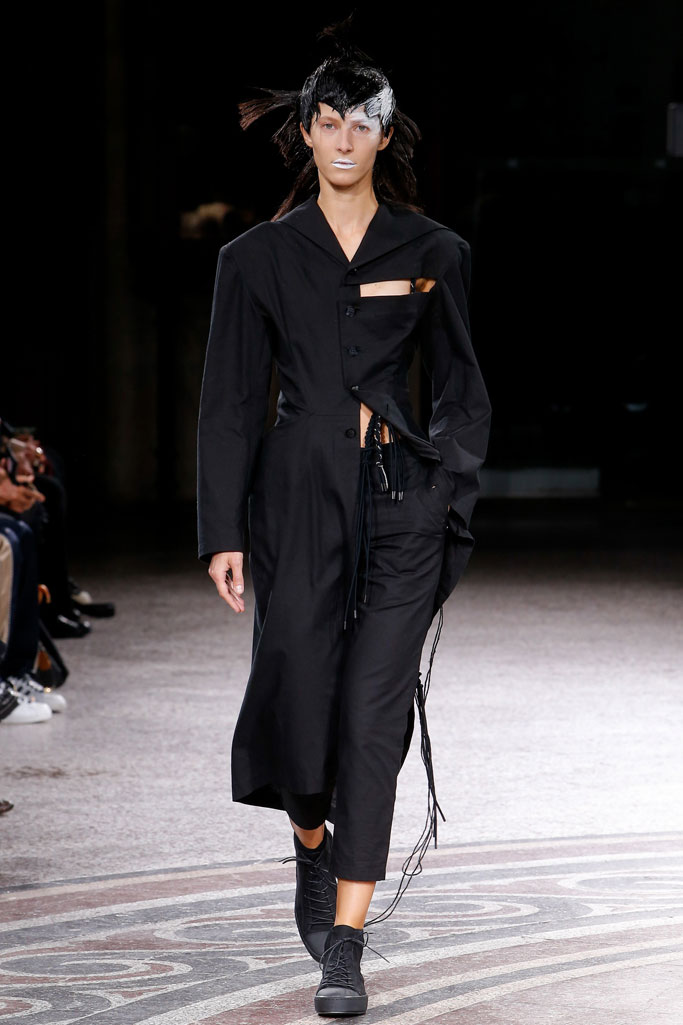 Yohji Yamamoto 2017春夏流行發(fā)布
