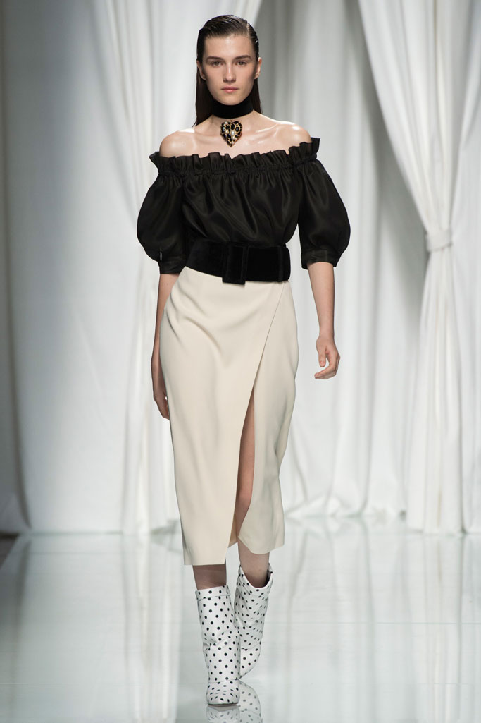 Emanuel Ungaro 2017春夏流行發布