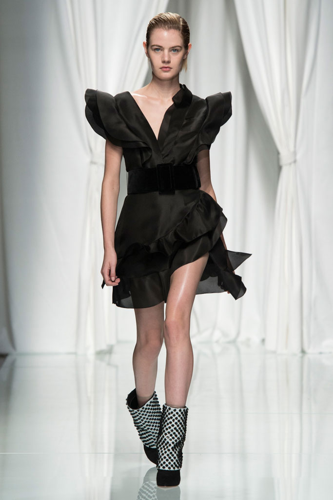 Emanuel Ungaro 2017春夏流行發布