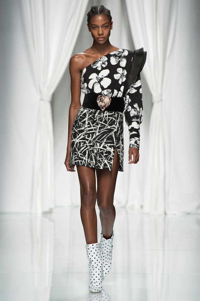 Emanuel Ungaro 2017春夏流行發布