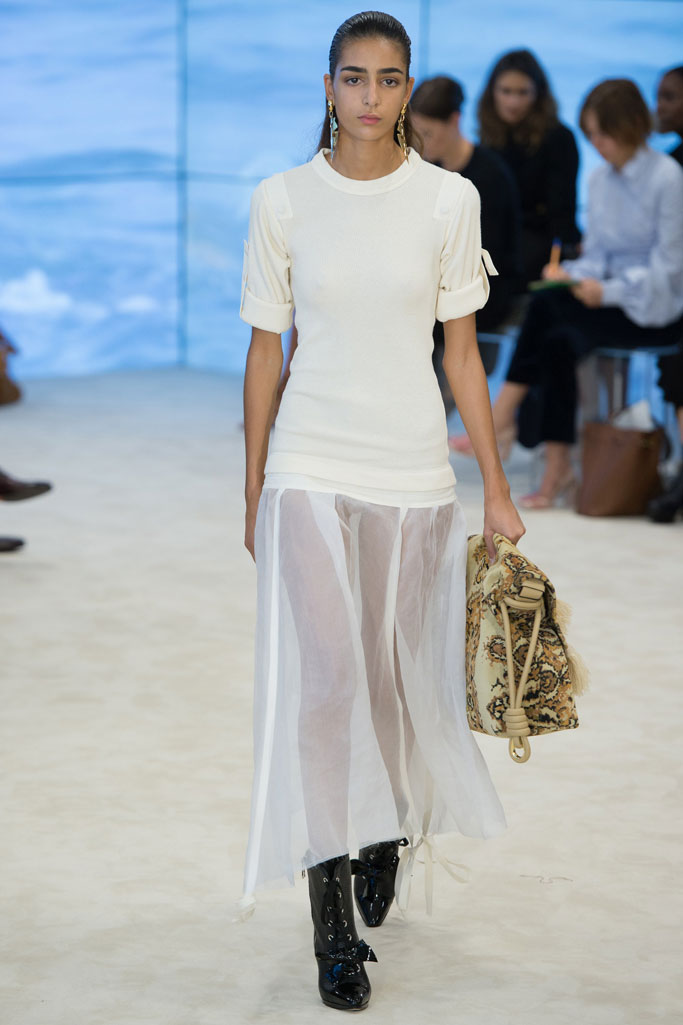 Loewe 2017春夏流行發(fā)布
