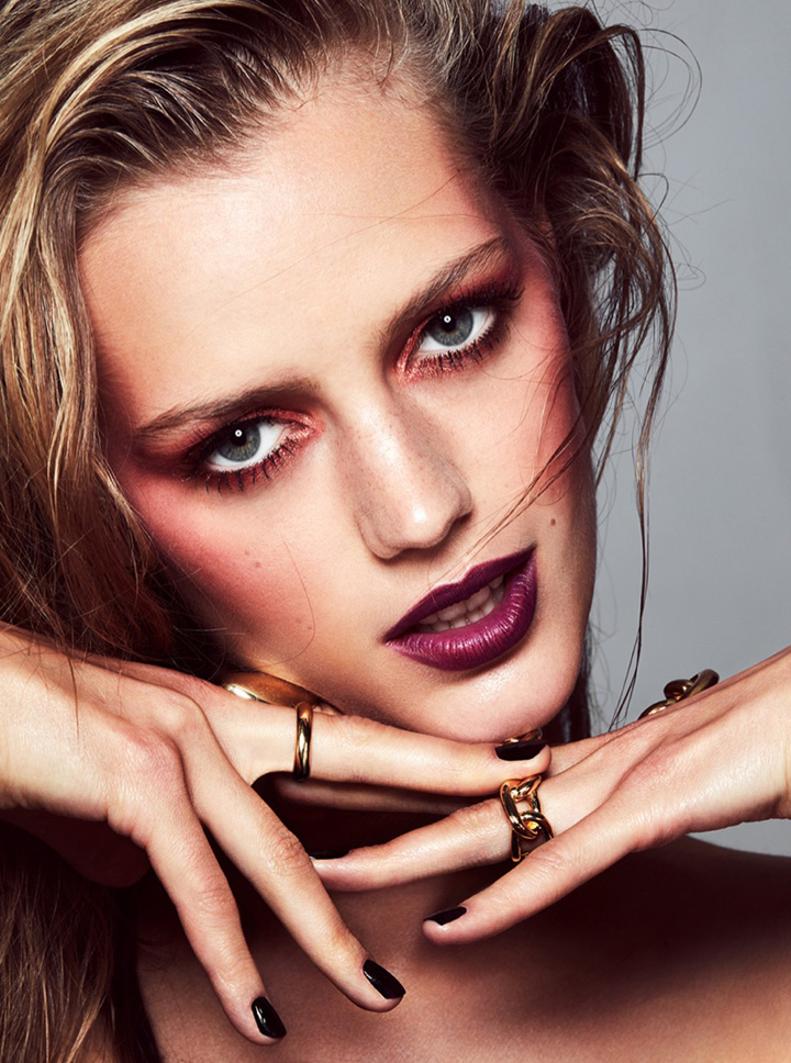 Esther Heesch《Elle》瑞典版2016年12月號(hào)