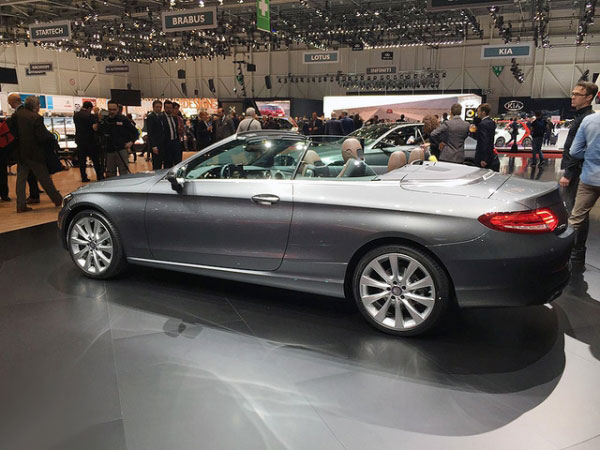 奔馳全新一代C級敞篷版日內瓦車展首發