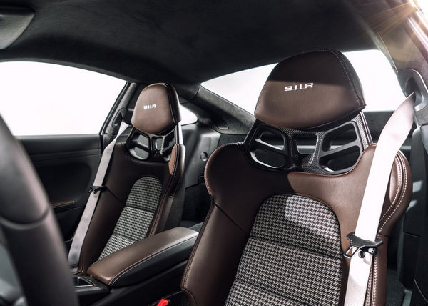 保時捷911 R 于日內瓦車展正式發布