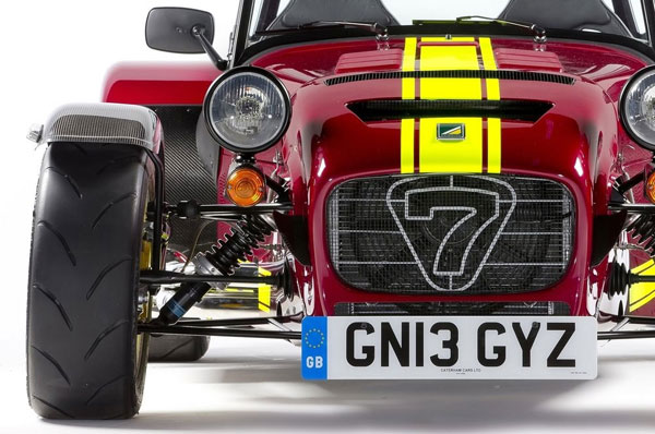 Caterham Seven 620R 追求速度無(wú)極限
