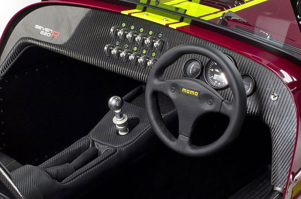 Caterham Seven 620R 追求速度無(wú)極限
