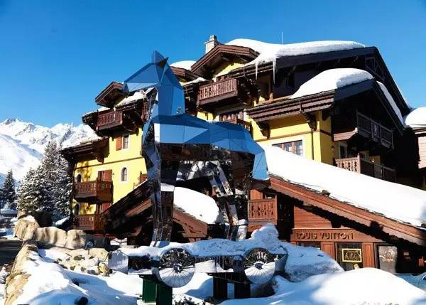 春節去哪兒？極致奢華滑雪天堂谷雪維爾，絕美雪地開啟活力新年！