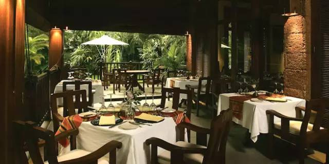 暹?！绾纬蔀槭澜绻J的出國旅行第一站？