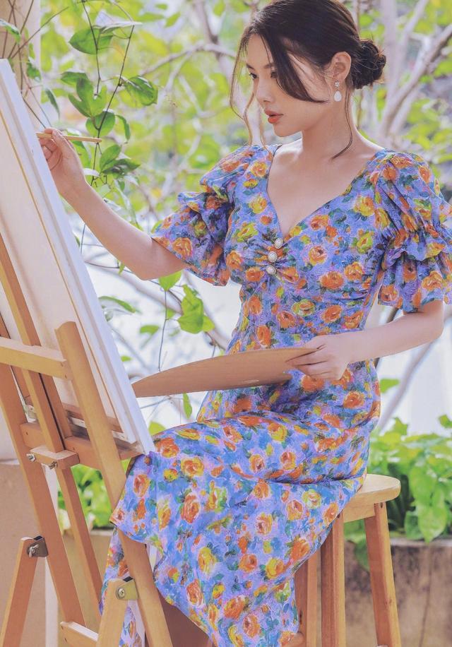 v領碎花裙