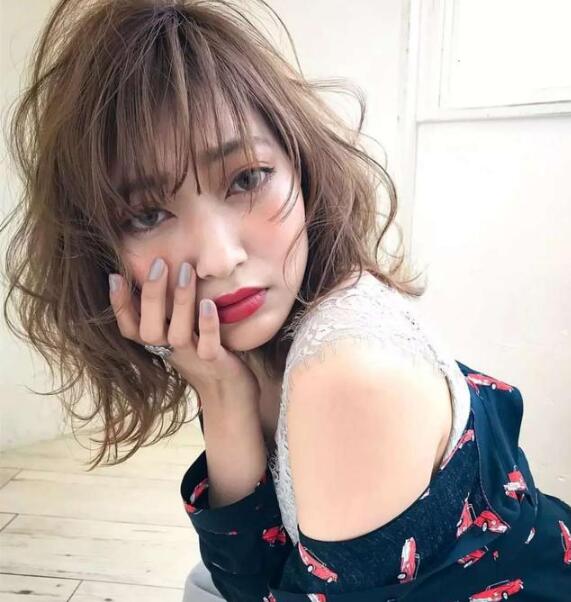 濕發造型