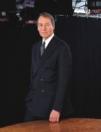 Charlie Rose 通過(guò)彭博電視、無(wú)線電、網(wǎng)絡(luò)和移動(dòng)應(yīng)用在全球播出